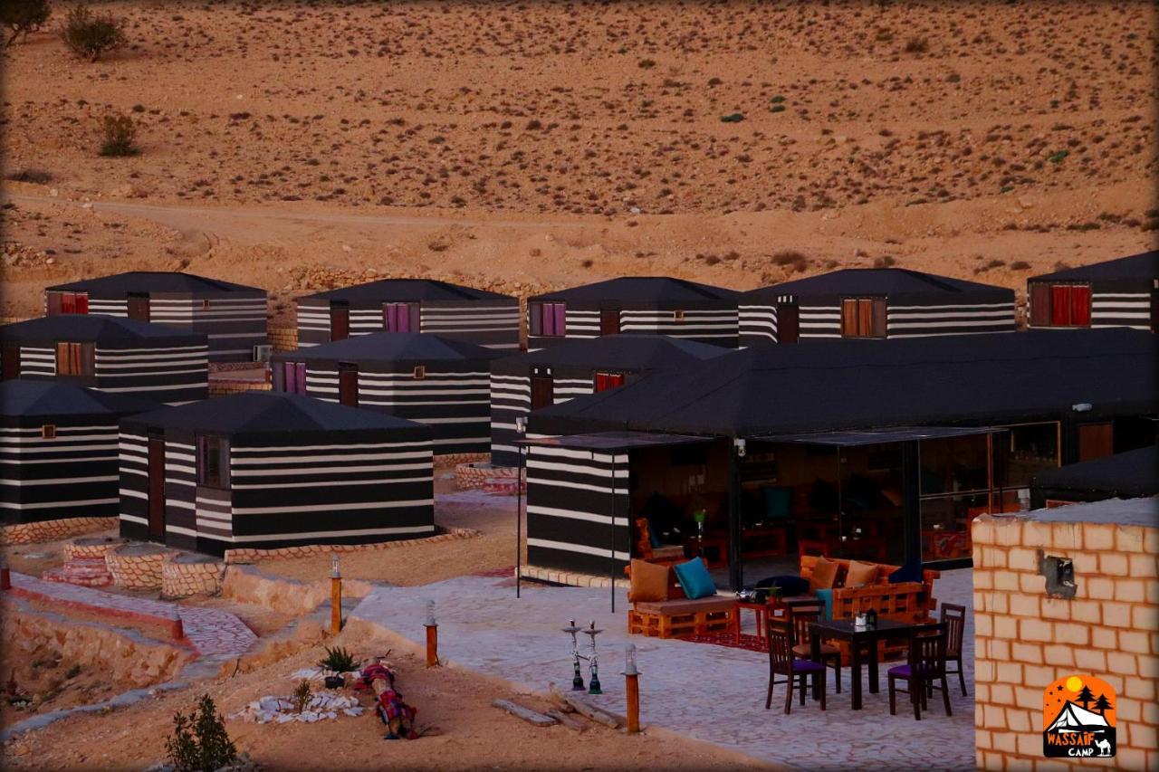 Petra Wassaif Camp Hotel วาดี มูซา ภายนอก รูปภาพ