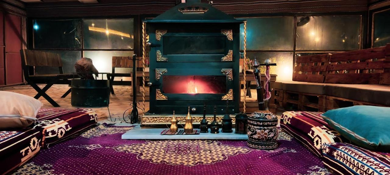 Petra Wassaif Camp Hotel วาดี มูซา ภายนอก รูปภาพ